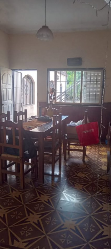 CASA EN VENTA -  3 DORM