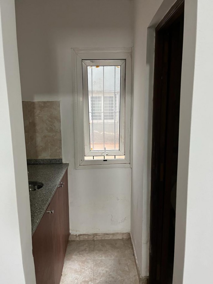 Venta Oficina en Planta Baja - San Martin 1000